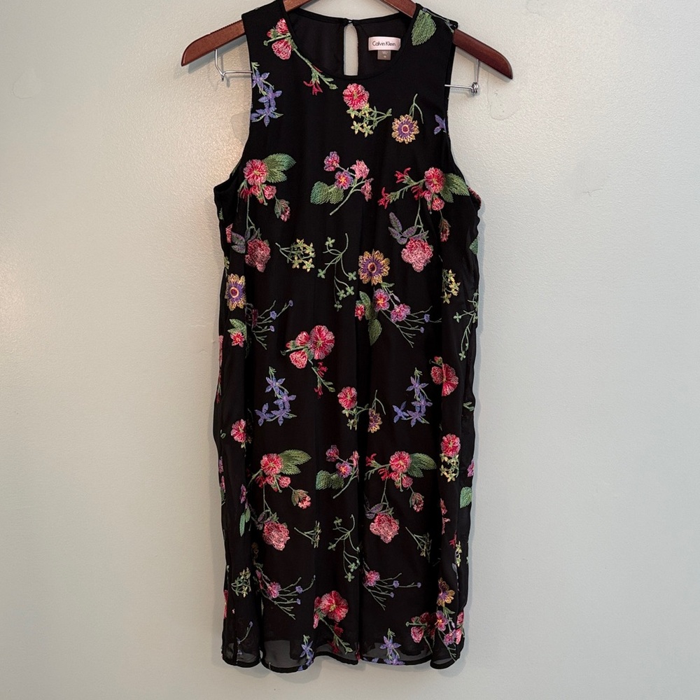 Calvin Klein Floral Embroidered   Trapeze Dress